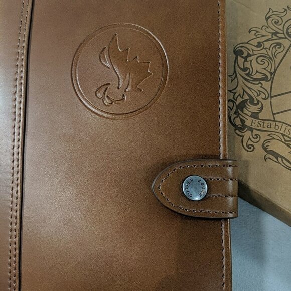 Cutter & Buck Genuine Leather Passport Folder Brown ID Travel Wallet NEW - Picture 5 of 13